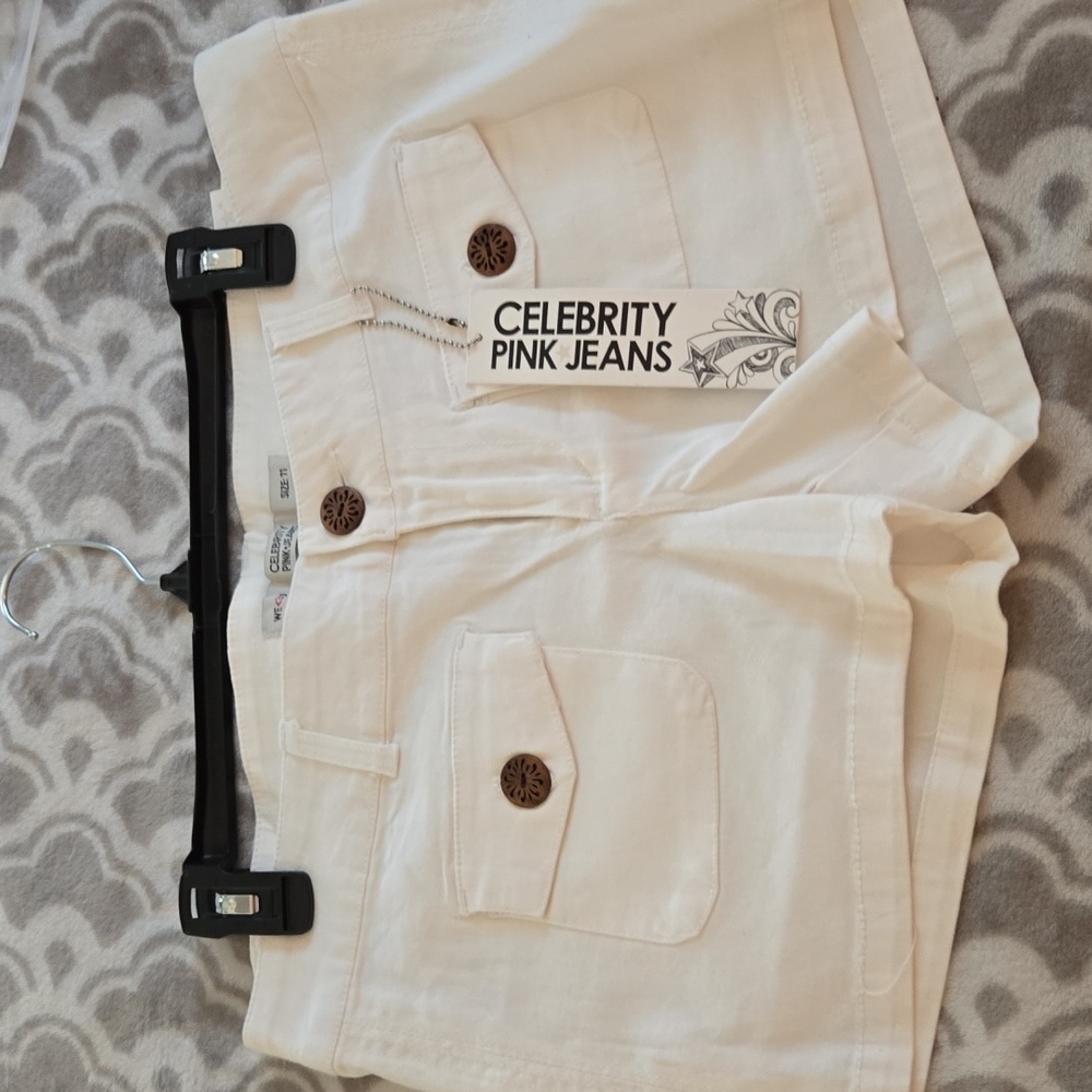 Celebrity new white short